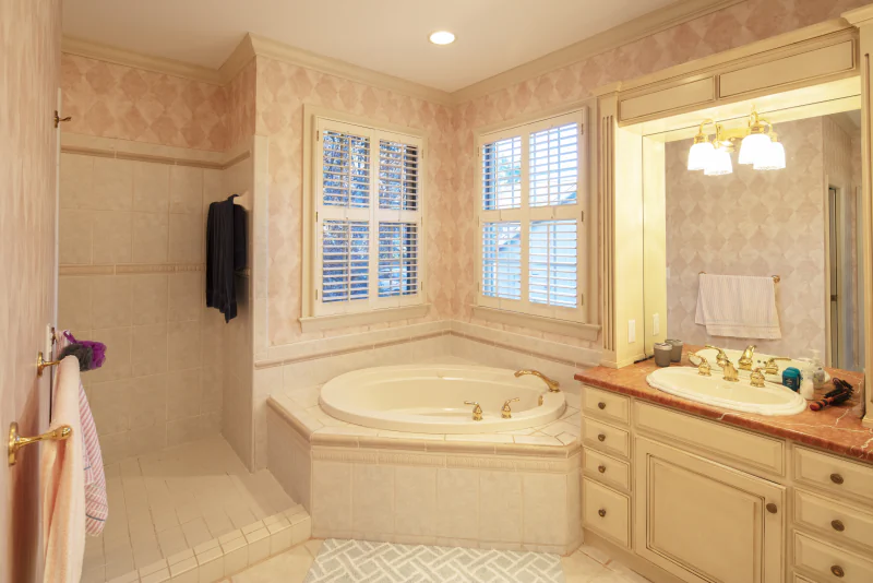 Bathroom - Before - Angle 1